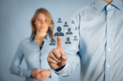 融合之力 客户关系管理（CRM）在人力资源（HR）中的战略价值与实践